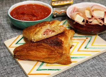 Sfogliatina al Prosciutto